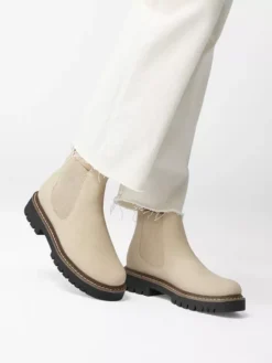 Graceland Chelsea Boots